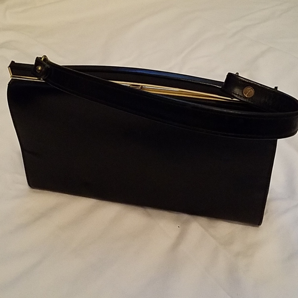 Retro Black Pocket Book